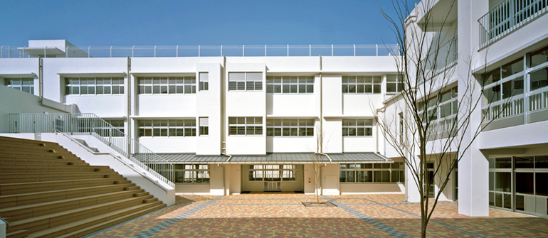 北九州市立 思永中学校 (平成21年2月竣工）